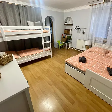 Apartment U Mikesa